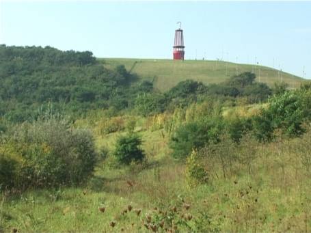 Moers : Halde Rheinpreussen, Blick auf die Grubenlampe